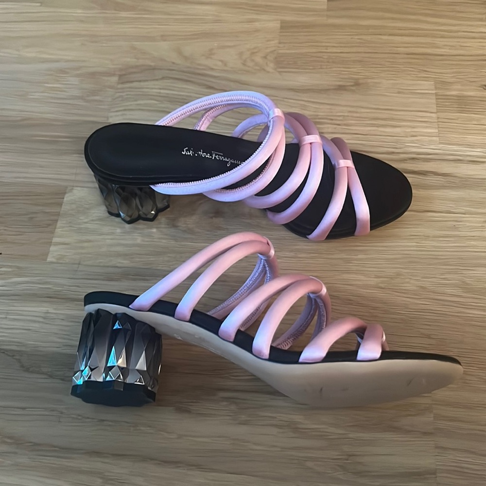 New ferragamo pink strappy crystal sandals